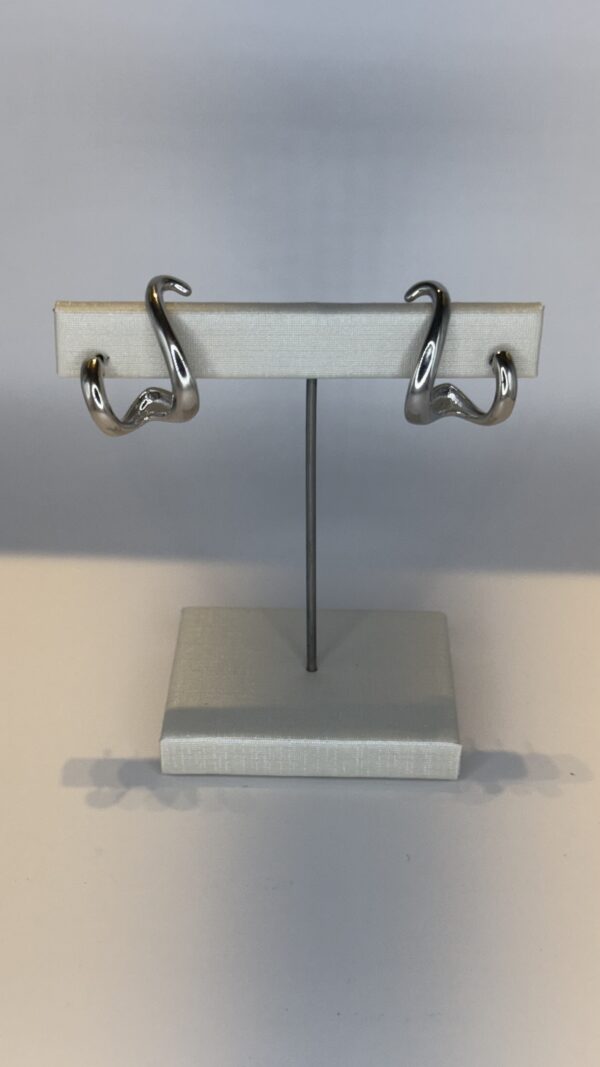 Brinco Banhado a Ródio H Orgânico