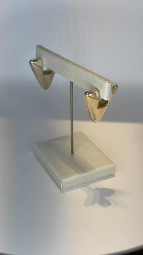 Brinco  Banhado a Ouro Triângulo