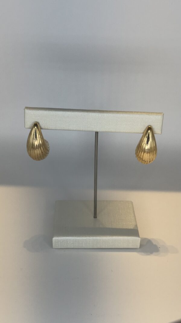 Brinco Banhado a Ouro  Gota Texturizado