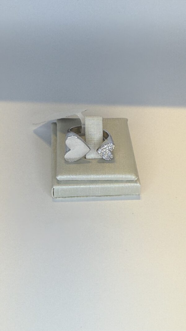 Anel Coração Meio Cravejado Prata