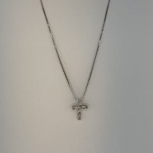 15337255577-img-5212-4.jpeg Colar Banhado a Ródio Cruz com Zircônia