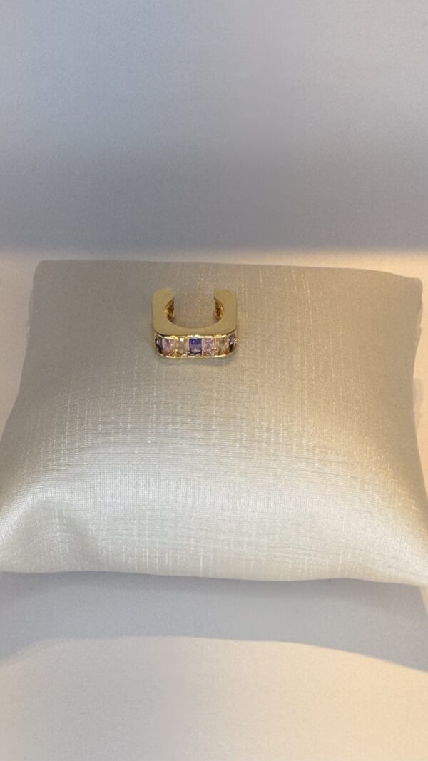 Brinco Fake Banhado a Ouro com  Zircônia Baguete