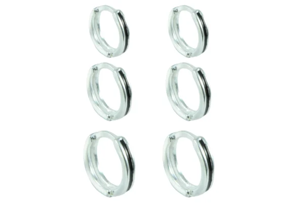 Brinco Argolas com Resina Preta em Prata 925